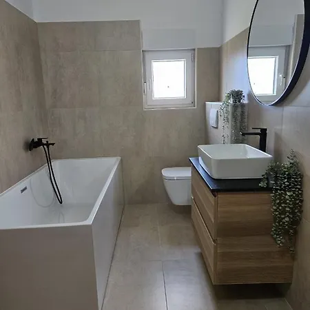 Apartment Whitehill House Zadar