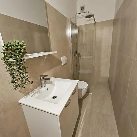 Apartment Whitehill House Zadar